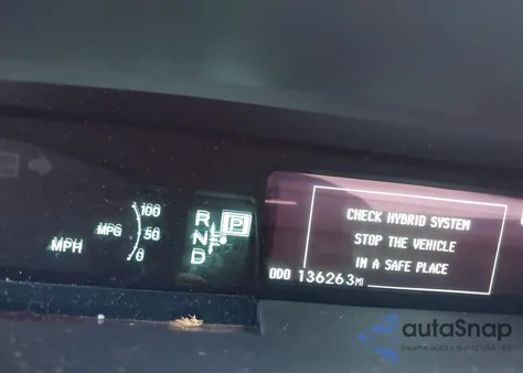 2015 Toyota Prius Four z USA, uszkodzony, nr VIN JTDKN3DUXF1927566